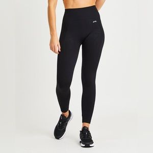 NWOT AYBL V2 Seamless Leggings